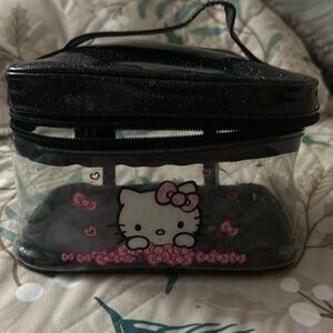 Very cute hellow kitty makeup bag